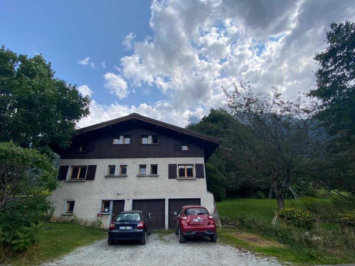Logement Mansarde Dans Maison Avec Jardin En Bord De Piste, Vue Montagne ليز أوش المظهر الخارجي الصورة